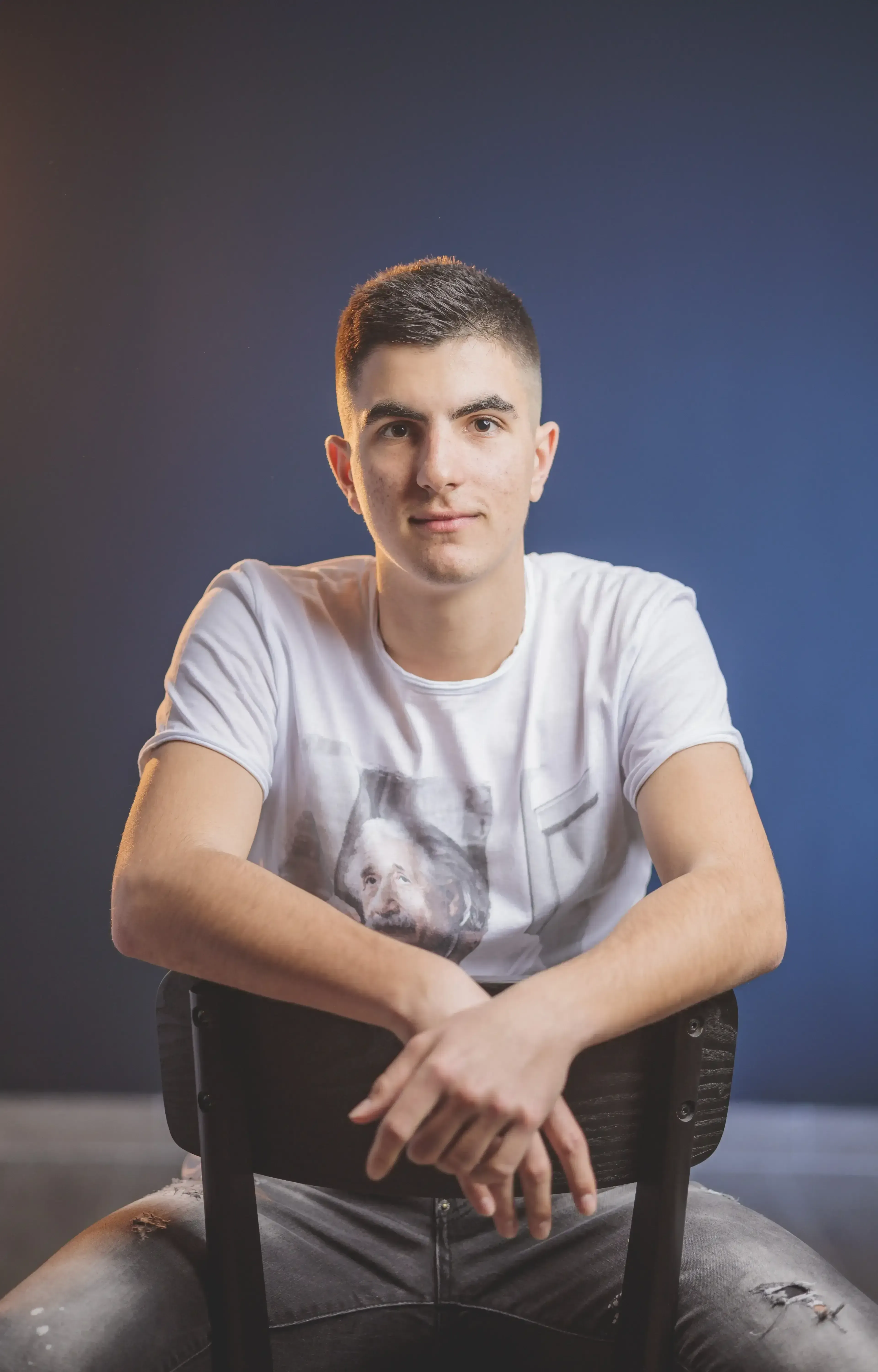 Александър Николов